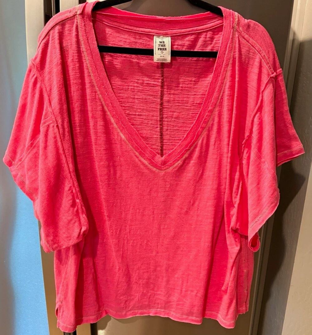 Free People We The Free Pink Solid V-Neck Top Short Sleeve Tee Oversized XS